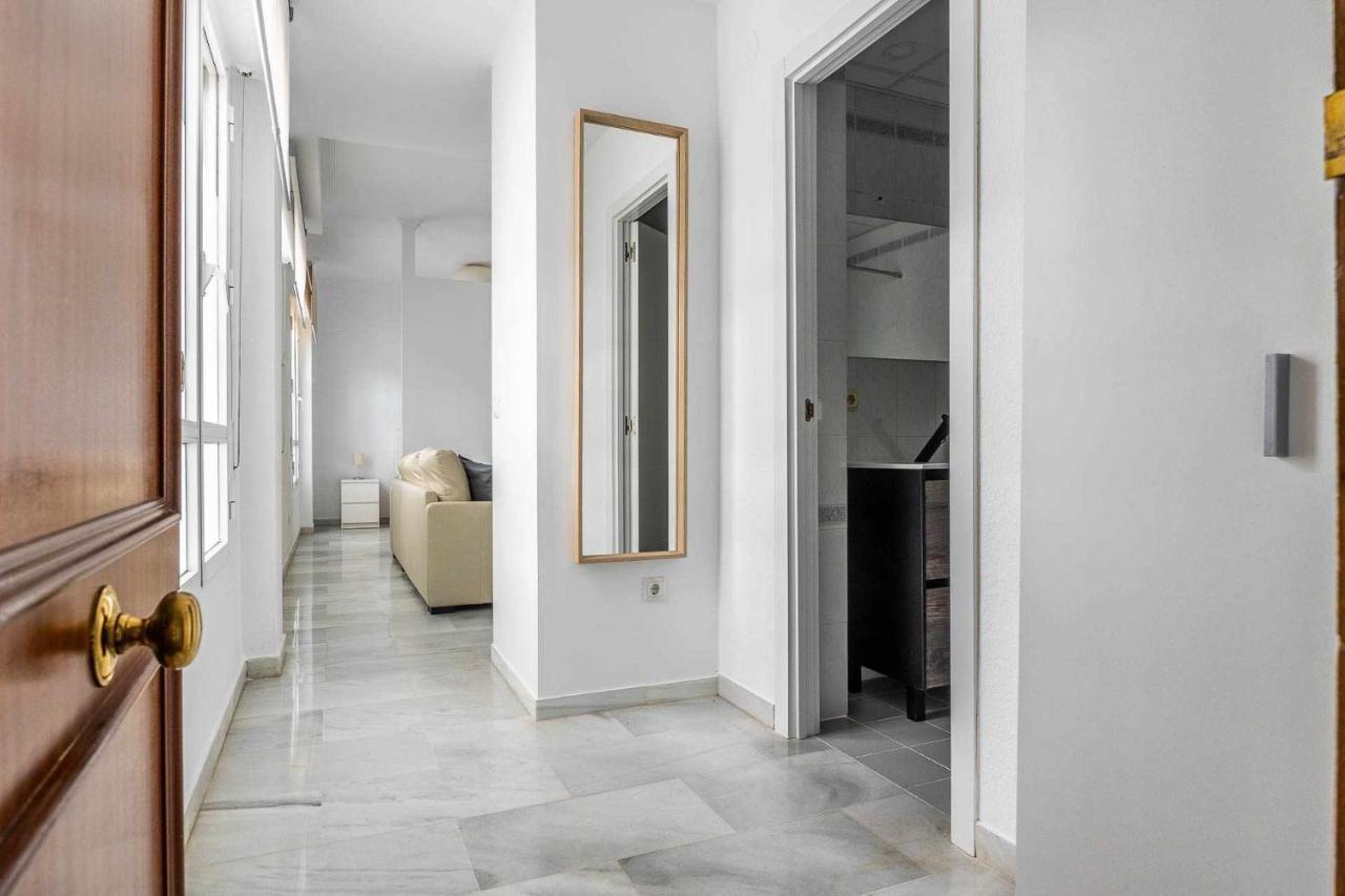 Appartamento Comfy Away Siviglia Esterno foto